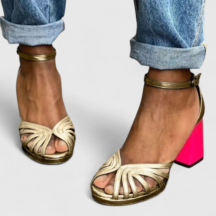 Noelyrah | Eleganta Klackar